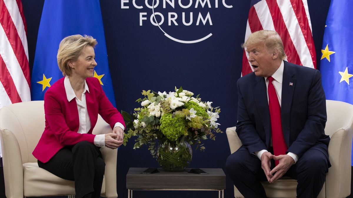 USA nikdy napadené Evropě nepomůžou, řekl Trump ještě jako prezident šéfce EK